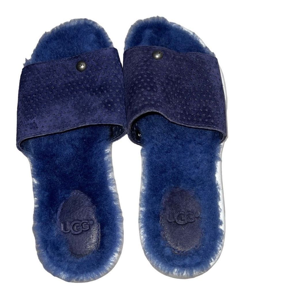 UGG - Picture 6 of 9